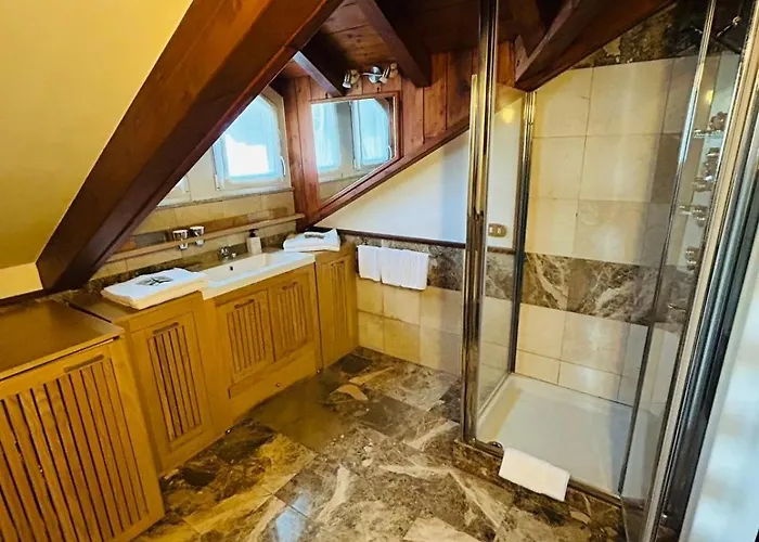 Lejlighedshotel Greta 3*